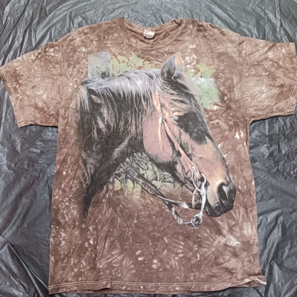 Tee - Picture 2 of 3